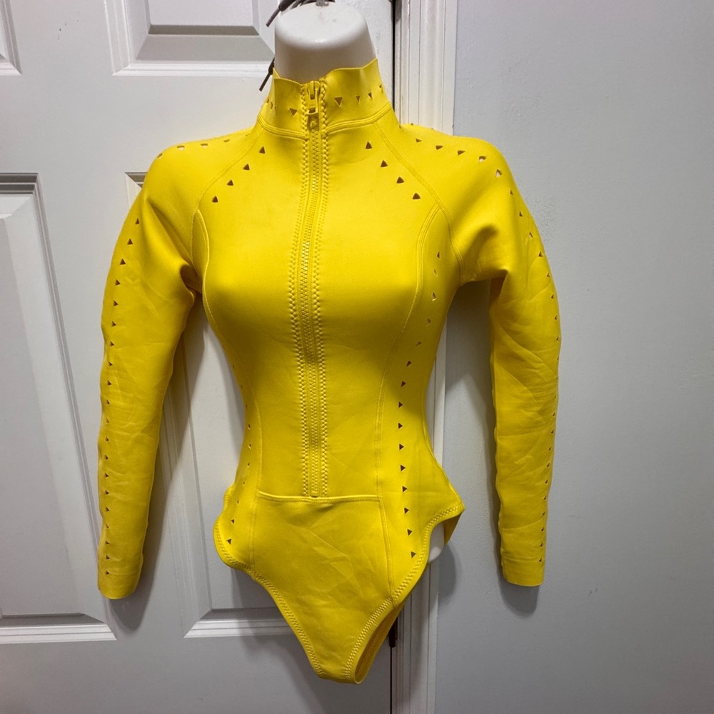 GIGI C Yellow Riley One Piece Swimsuit surf suit size m - Picture 5 of 8